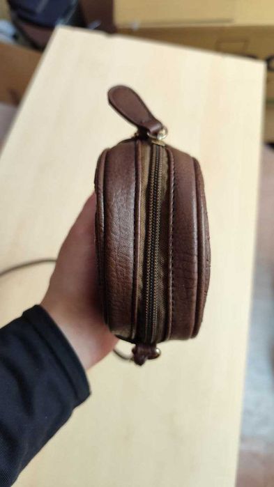 Mala de mulher castanha