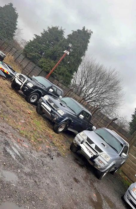 Пікап Позашляховик Джип Pickup 4х4 L200 Ranger Navara Hilux