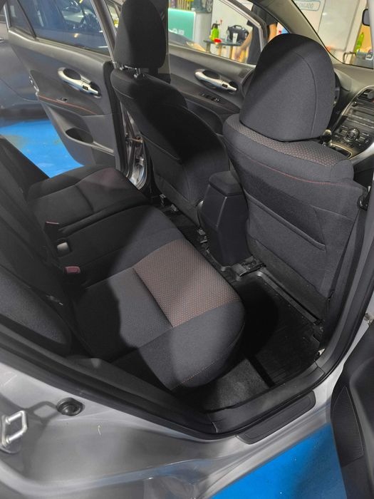 Toyota Auris 1.4 D-4D Exclusive+P.Sport