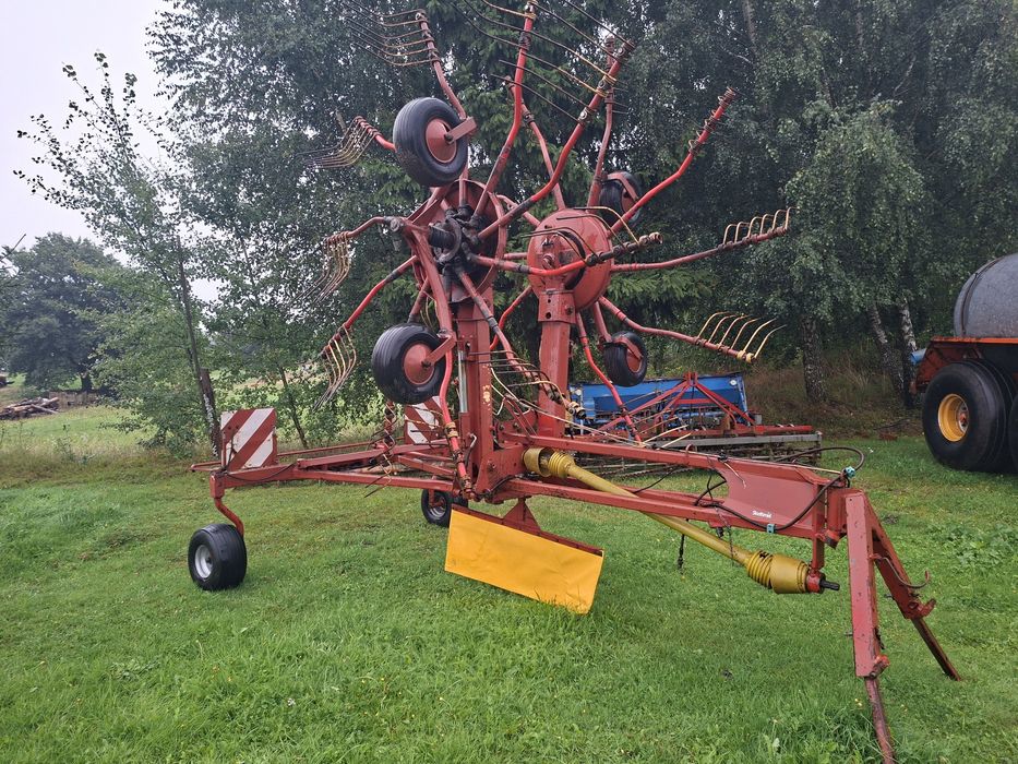 Zgrabiarka dwugwuazdowa Niemeyer RS 820 TWIN   hydrauliczna RS 620