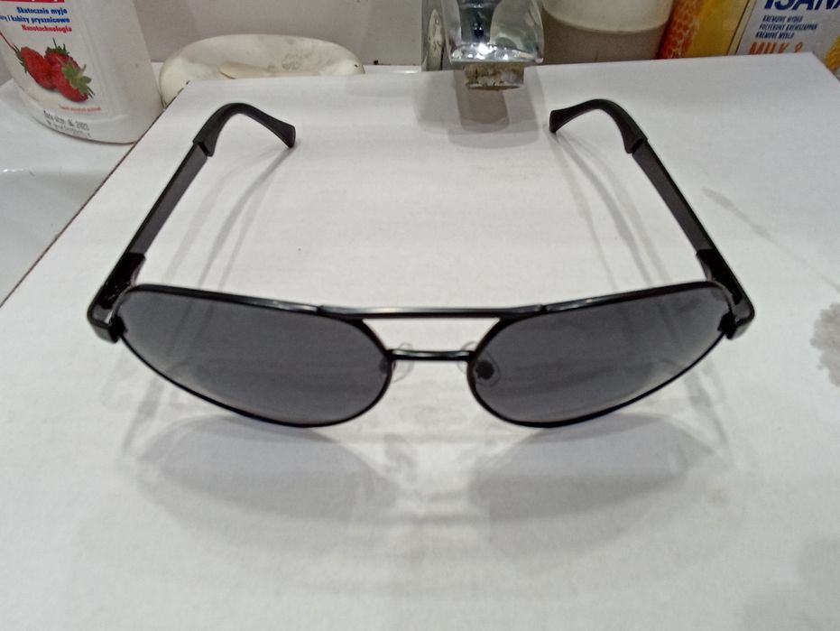 Okulary przeciwsłoneczne typu mucha kolor czarny