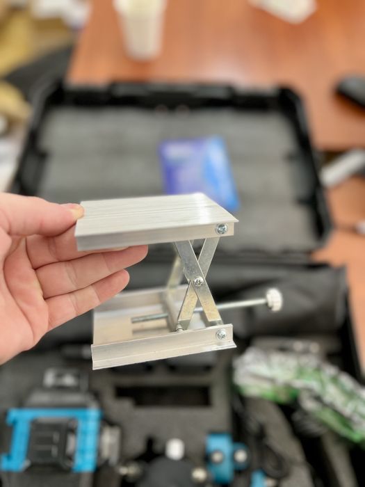 Лазерный уровень нивелир (зеленый луч) 16 линий новый