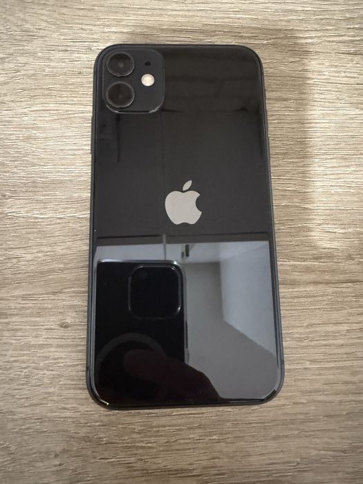 iPhone 11 64GB, stan bardzo dobry, w pełni sprawny!