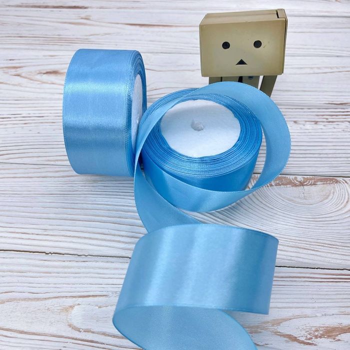 Атласна стрічка / 4 см