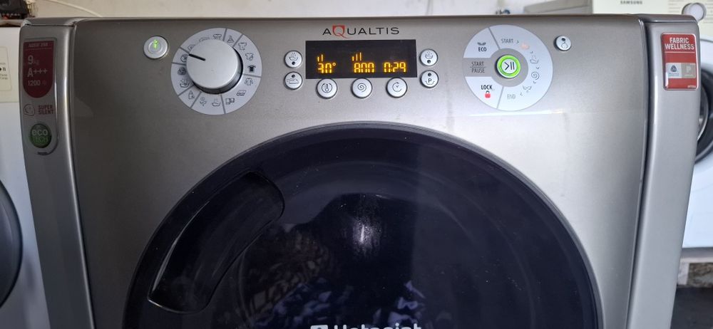 Máquina lavar roupa Ariston