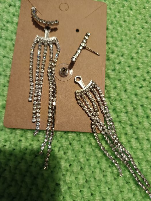 Brincos Brilhantes Prateados Longos