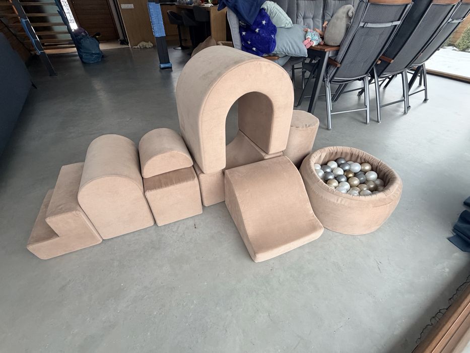 Misioo plac zabaw zamek z basenem, zloty (beżowy)