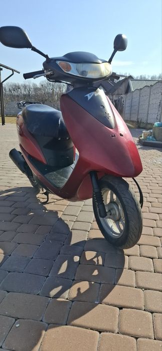 Honda dio 62 у відмінному стані. Класний колір.