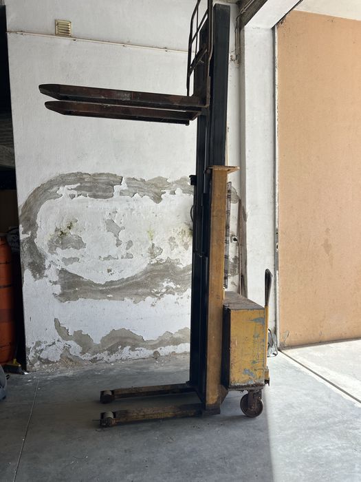 Porta paletes eletrico