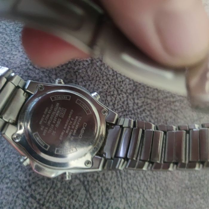 Часы Casio DBW-30.