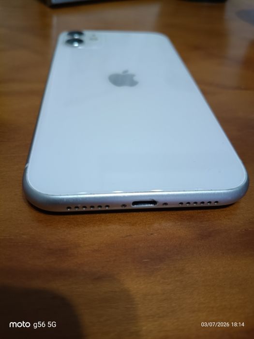 iPhone 11 -128 GB  4 GB RAM