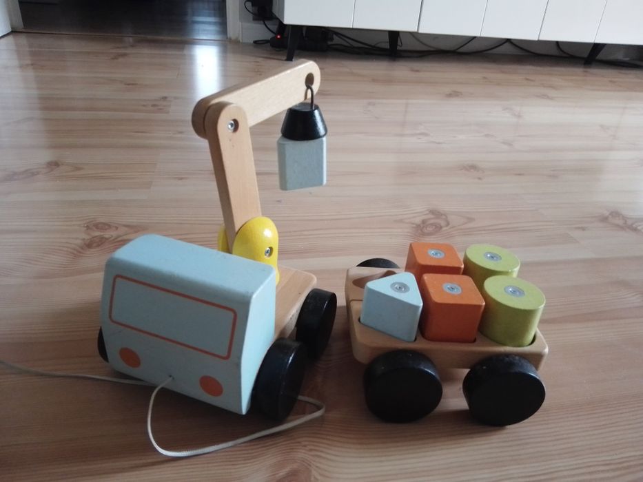 Zestaw zabawek Ikea mula, dźwig, klocki, przekladanka