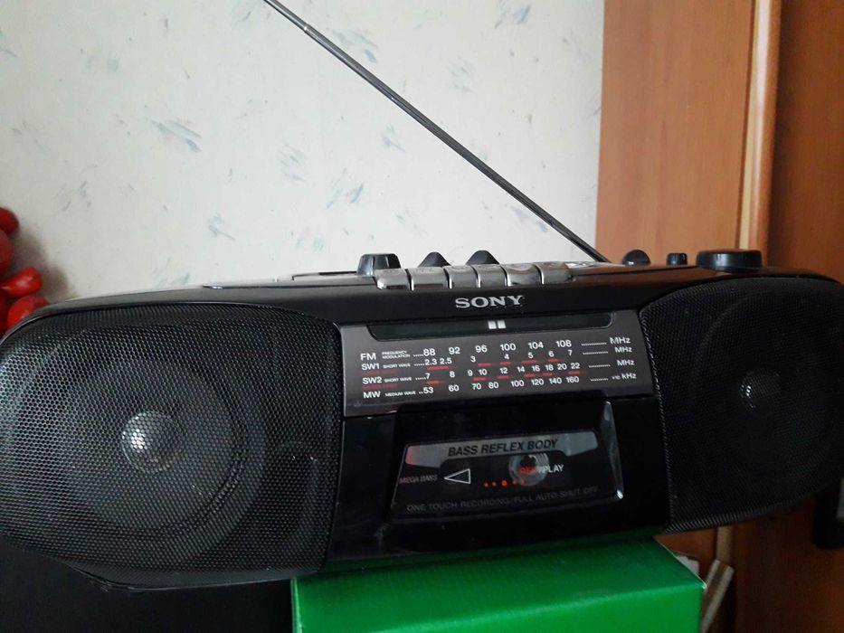 Кассетный магнитофон  SONY  CFS-B5S MK2  Japan