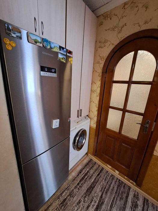 Продаж 2км квартири по Інституцька ID: 6228