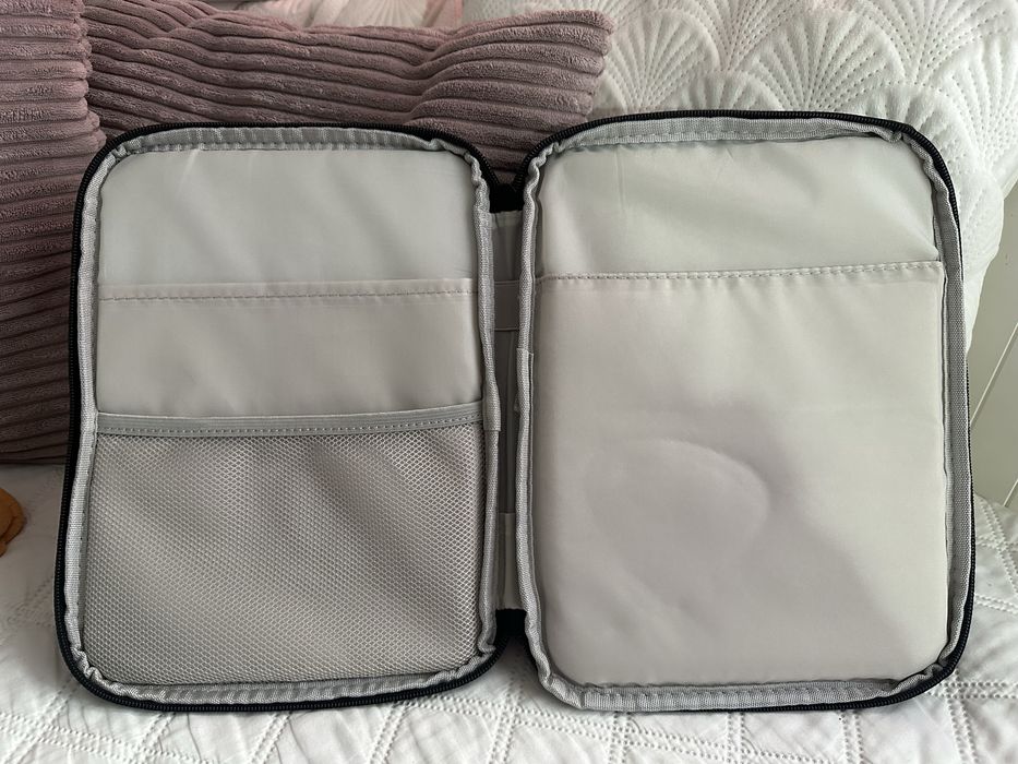 Samsung Galaxy Tab A9+ 4/64 GB + etui   + rysik + futerał