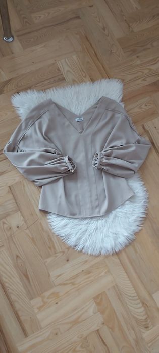 Bluzka koszula v neck serek simplicity bufiaste rękawy wiskoza