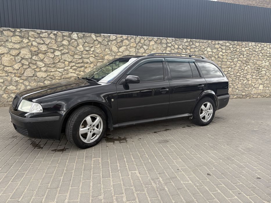 Skoda Octavia tour  Шкода октавія тур