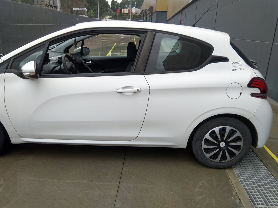 PEUGEOT 208 I - 2015 - Para Peças