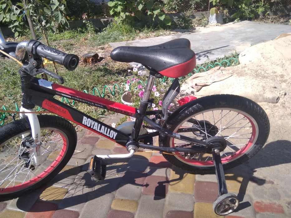 Велосипед дитячий royalalloy