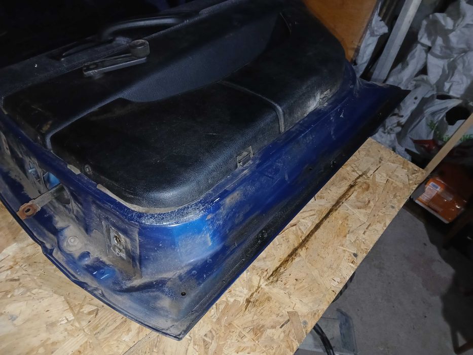 Двери на пассат б3