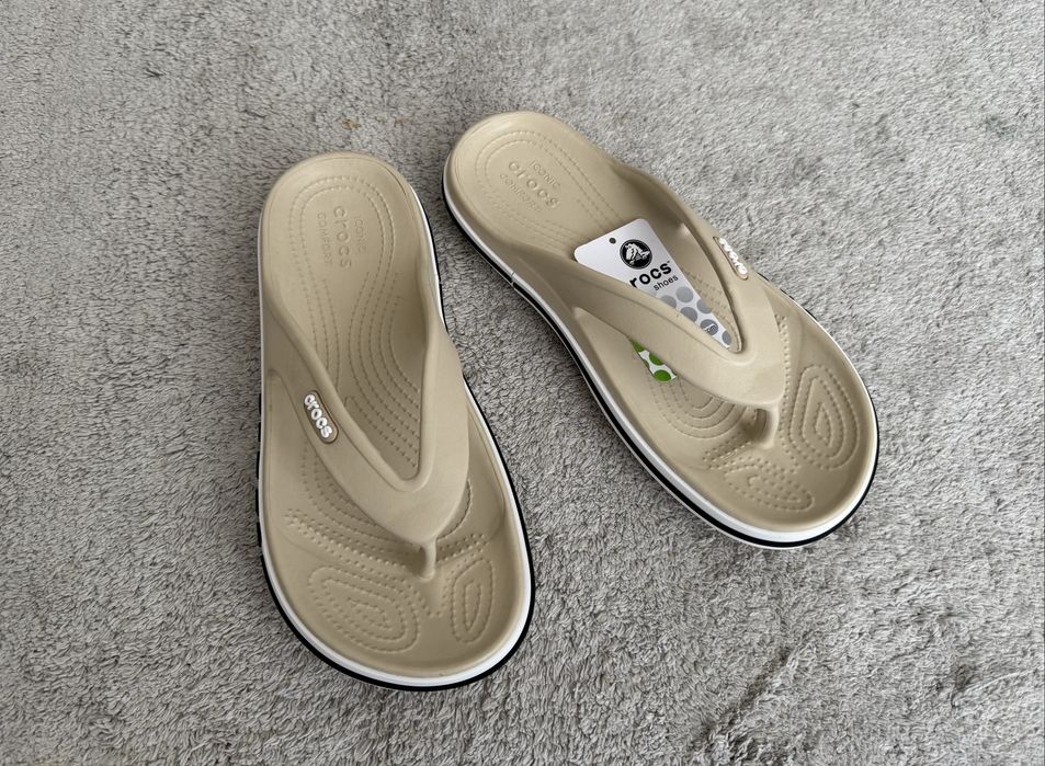 крокси Crocs Bayaband Flip M8- W10 39-40р. (25см) бежеві