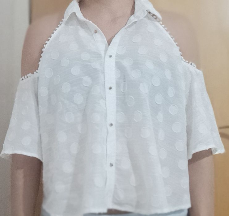 Camisa sem ombros branca