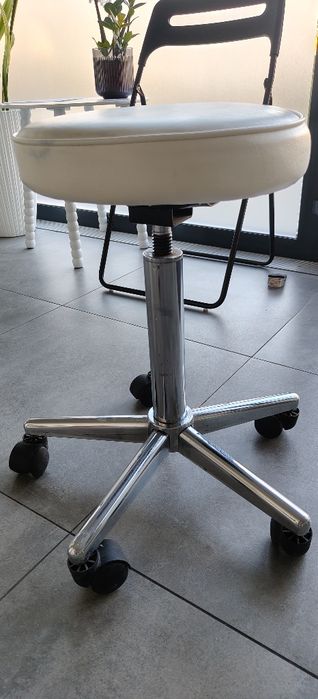Taboret kosmetyczny