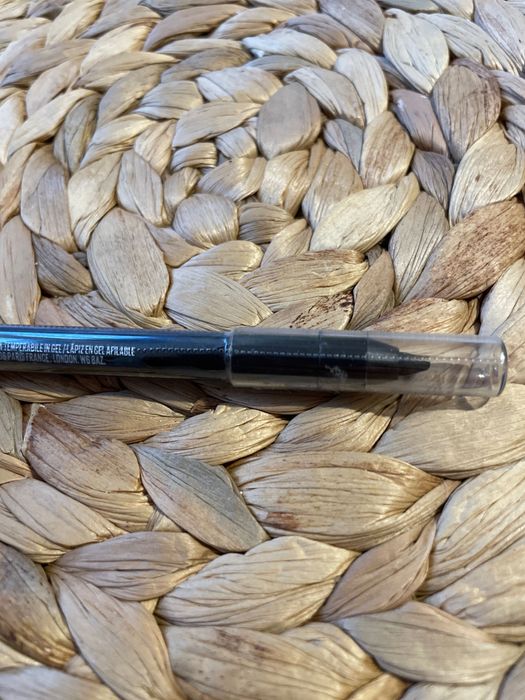 Maybelline kredka do oczu 900Deep onyx