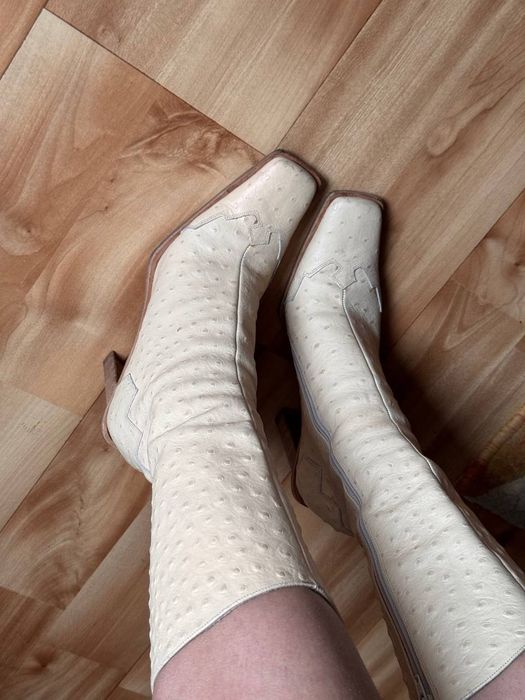 Кремові шкіряні чоботи, сапожки на підборах (Made in Italy, Vero Cuoio