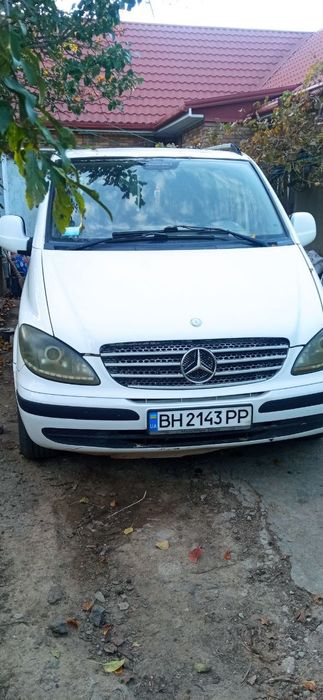 Продам Мерседес бенз Вито 639