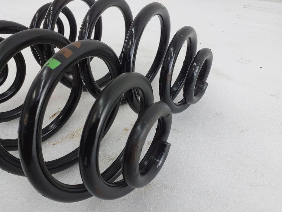 Conjunto molas trás VOLKSWAGEN Passat (3B3)