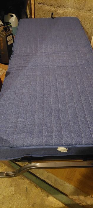 Łóżko polowe składane