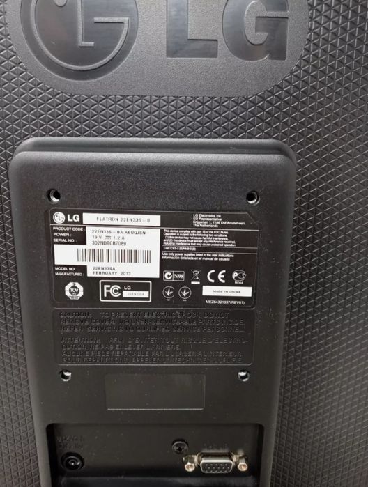 Monitor lg flatron 22EN33ss-b