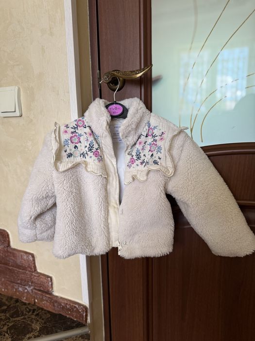 Дитяча шубка розмір 92