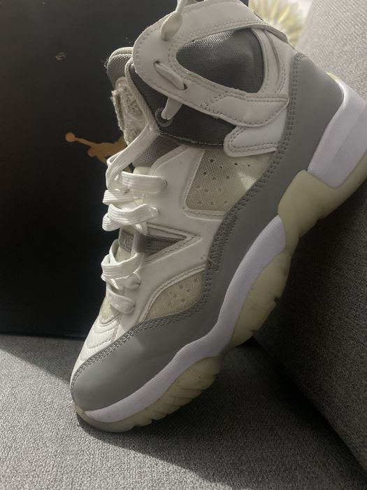 Jordan jumpman two trey