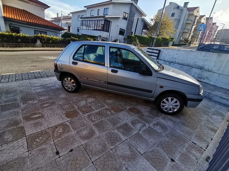 Renault Clio 1.9 D