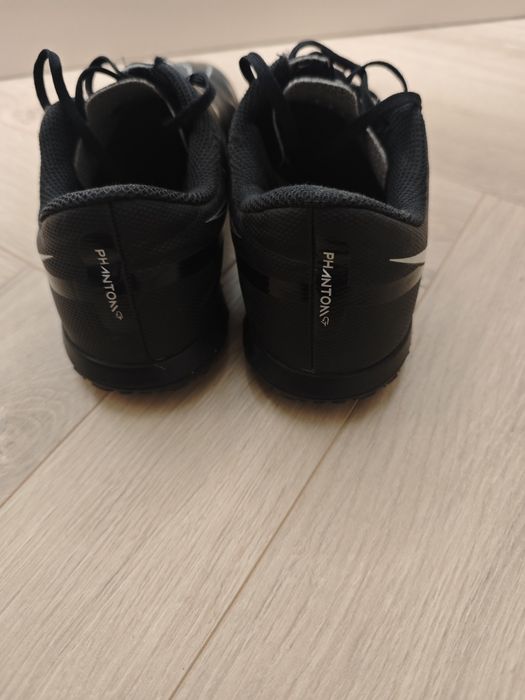 Nike Phantom TF (Turf) | Rozmiar 33 | Stan bardzo dobry