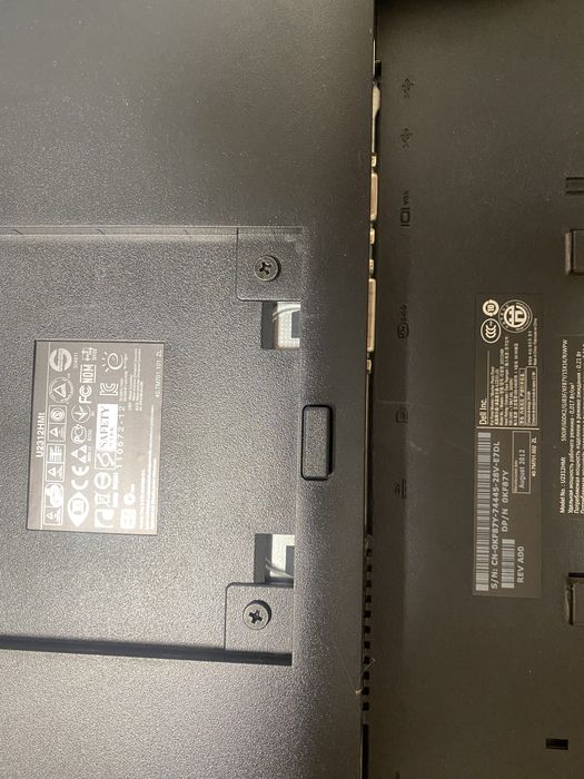 Монітор Dell U2312HM