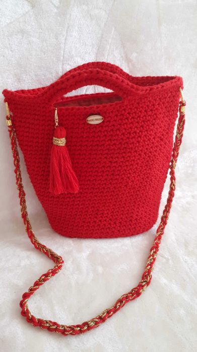 Czerwona torebka handmade ze sznurka bawełnianego