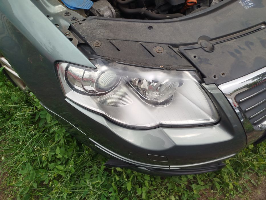 Lampa xenon prawy przód VW Passat B6
