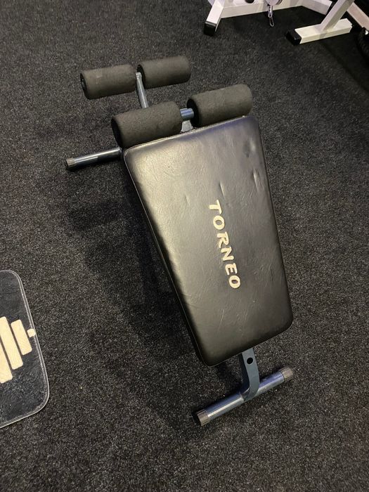 Гантелі, штанги, лави для жима