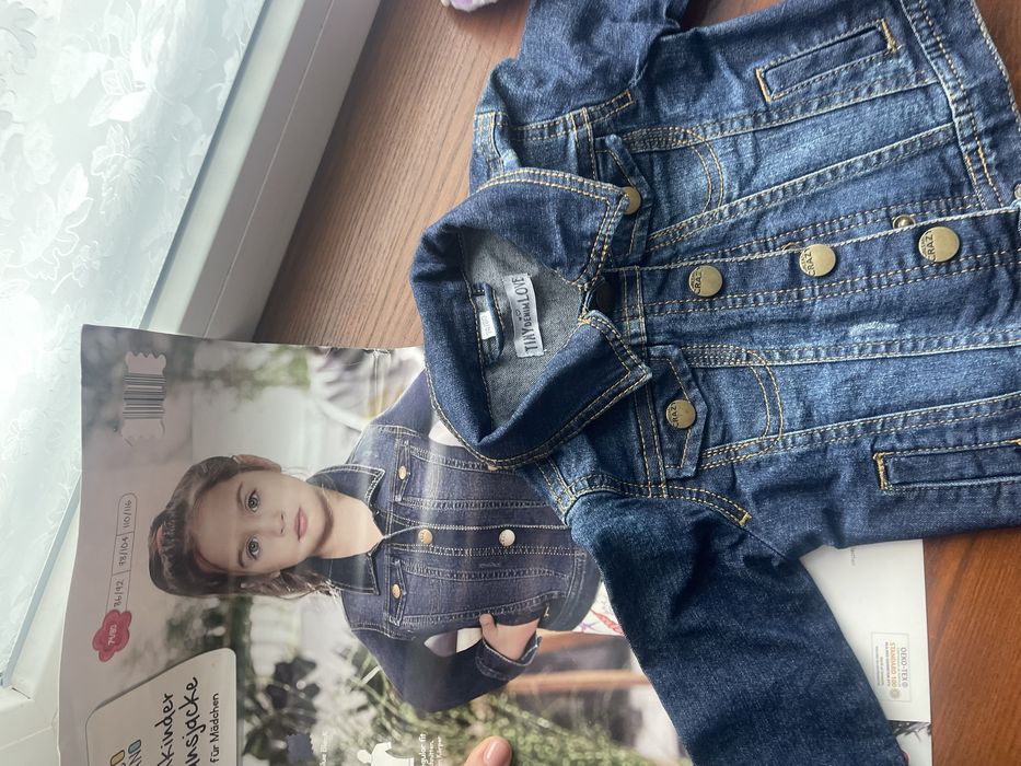 Продам джинсовый пиджак, куртка