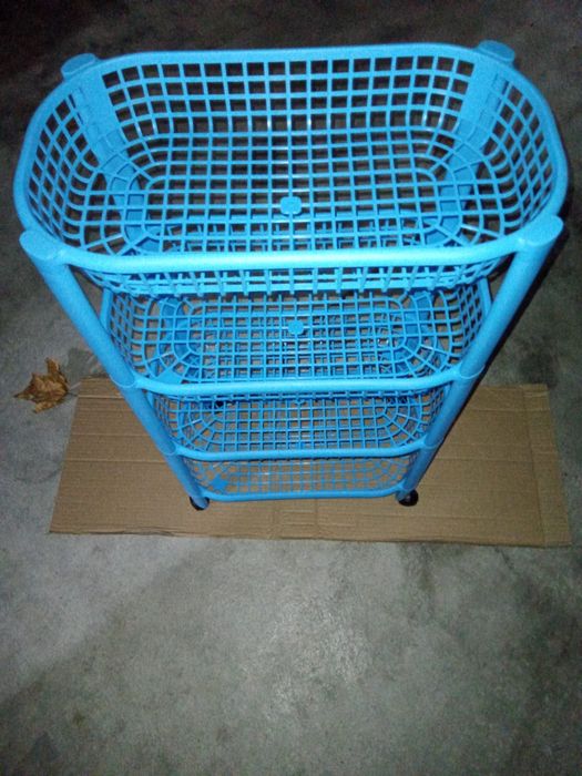 Cesto/ carrinho de utilidades