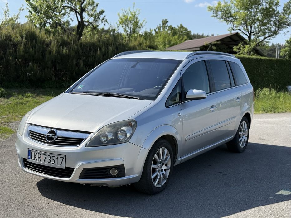 Opel Zafira B 1.9 150KM 2007 ROK