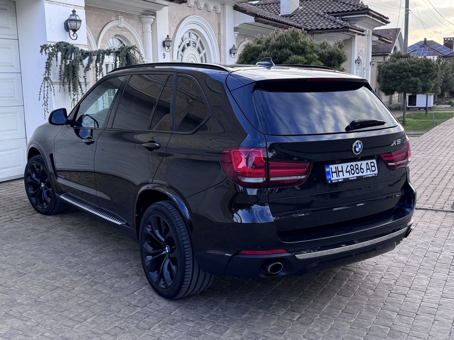 Продам BMW X5 F15 3.0 дизель 2014 год