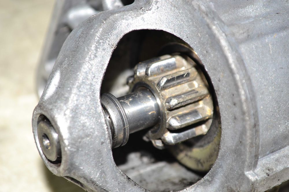 Б/в стартер Renault Espace/Laguna/Megane/Scenic/Trafic 1.9dCi F9Q 2001-2010, 8200075362B, VALEO D7R49