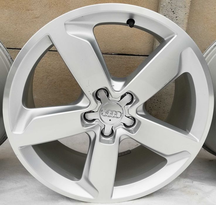 Felgi AUDI Q5 8"x19" ET39