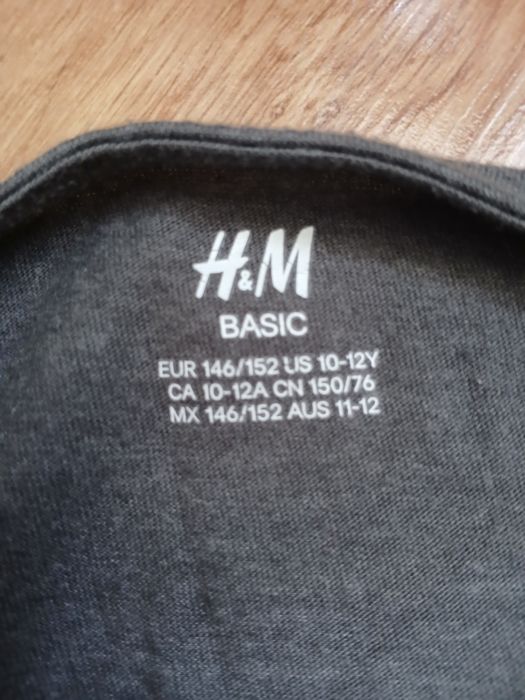 Szary sweterek/ narzutka dziewczęca