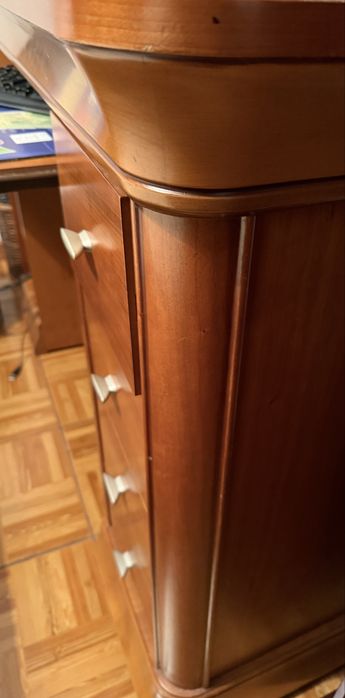 Secretaria em cerejeira