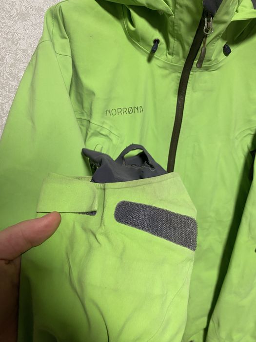 Курточка лижня Norrona Gore-tex